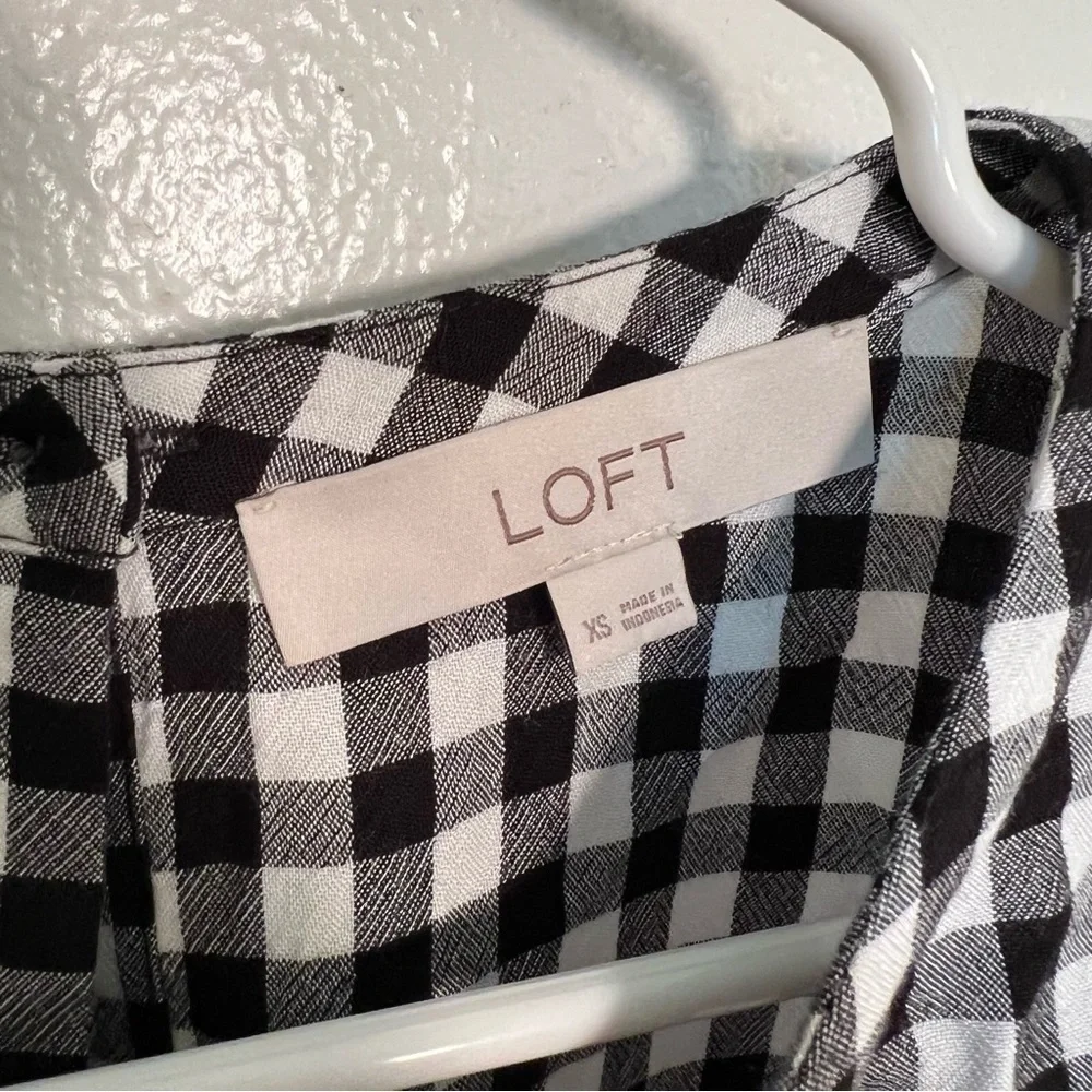 Loft Women's Size XS Blouse Long Puff Sleeve Black White Gingham Crewneck 552579